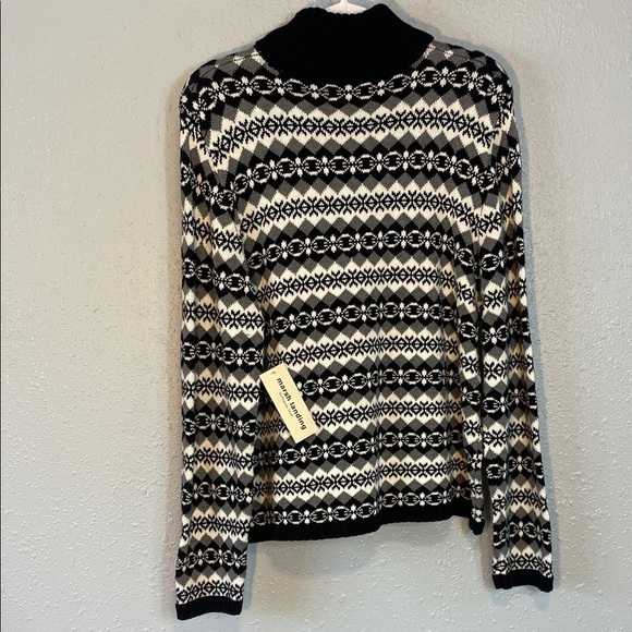 Marsh Landing Sweaters - Marsh Landing Fair Isle Knit Sweater – Black & White Turtleneck Pullover Size L